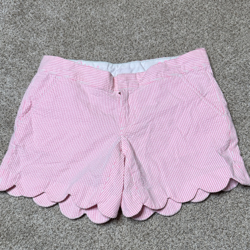 Lilly Pulitzer Buttercup Pink Seersucker Scallop Hem Shorts Size 00 - Picture 2 of 16